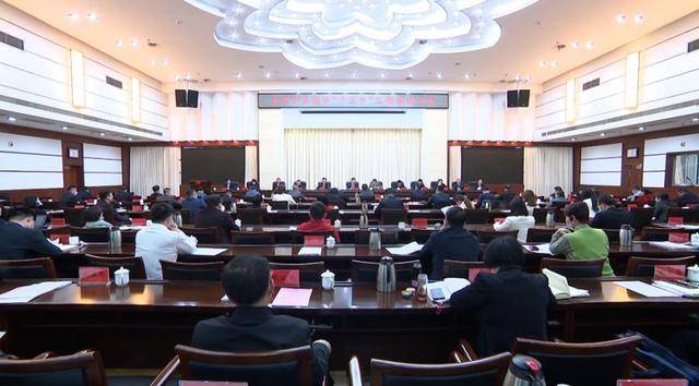 湖南省第三工程有限公司党委书记、董事长樊明雪获评湘潭市第一届“优秀企业家”荣誉称号(图2)