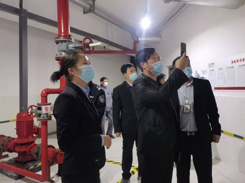 热烈祝贺华中物业荣获河北省物业管理行业协会颁发荣誉！(图3)