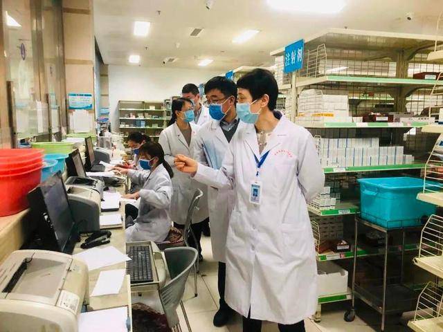 济南市第四人民医院院长任兴业荣获“济南市先进工作者”称号(图2)