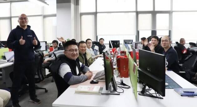 追求卓越 做创新研发的先锋者 邦邦汽服徐焕军荣获“感动人保十大人物”称号(图4)