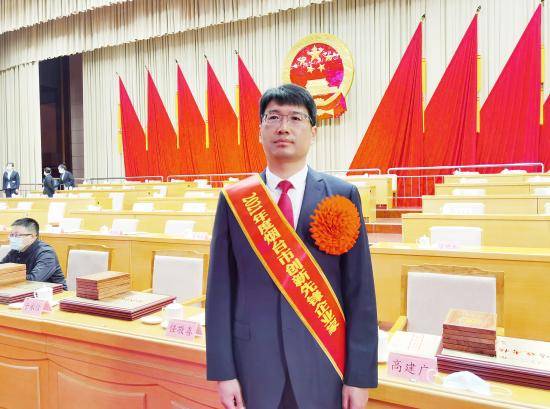 方圆集团党委书记、总经理刘长城 荣获“烟台市创新先锋企业家”称号(图4)