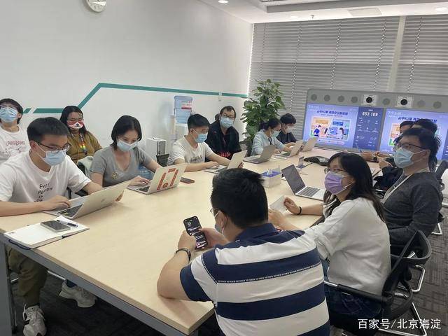 致敬海淀劳动者｜记“北京市工人先锋号”称号获得者百度自然语言处理部(图5)
