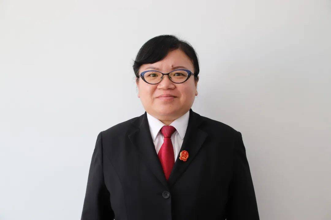绥滨县人民法院冯力荣获全省法院“学习型干警”称号(图1)
