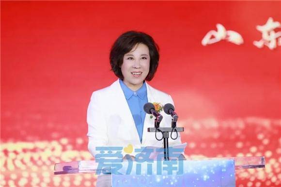 “齐鲁巾帼工匠”发布仪式举行 阳光大姐刘珍荣获“齐鲁巾帼工匠”称号！(图2)