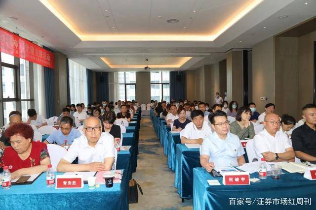 盘龙药业获2022年抗击新冠疫情三大荣誉称号(图1)