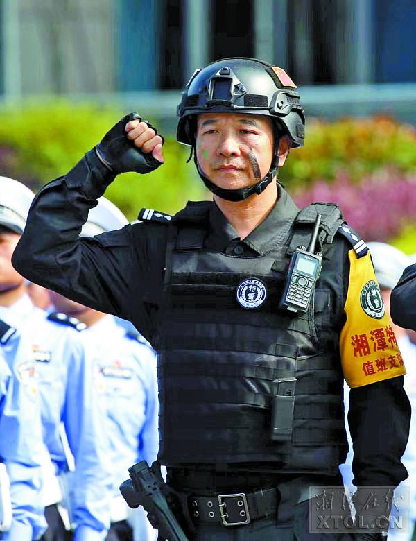 两获“国字号”荣誉民警邓勇的故事(图1)