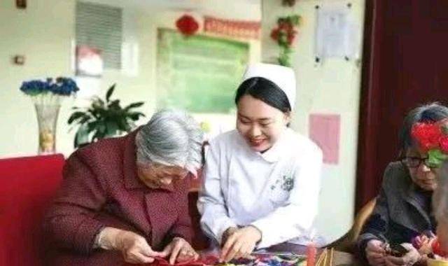 恭喜！“邓州护理”荣获“全国新星劳务品牌形象代言人”荣誉称号(图2)