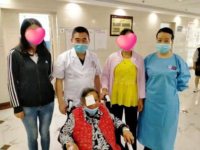 旬邑县“荣誉市民”称号，泰兴程岩获得！(图8)