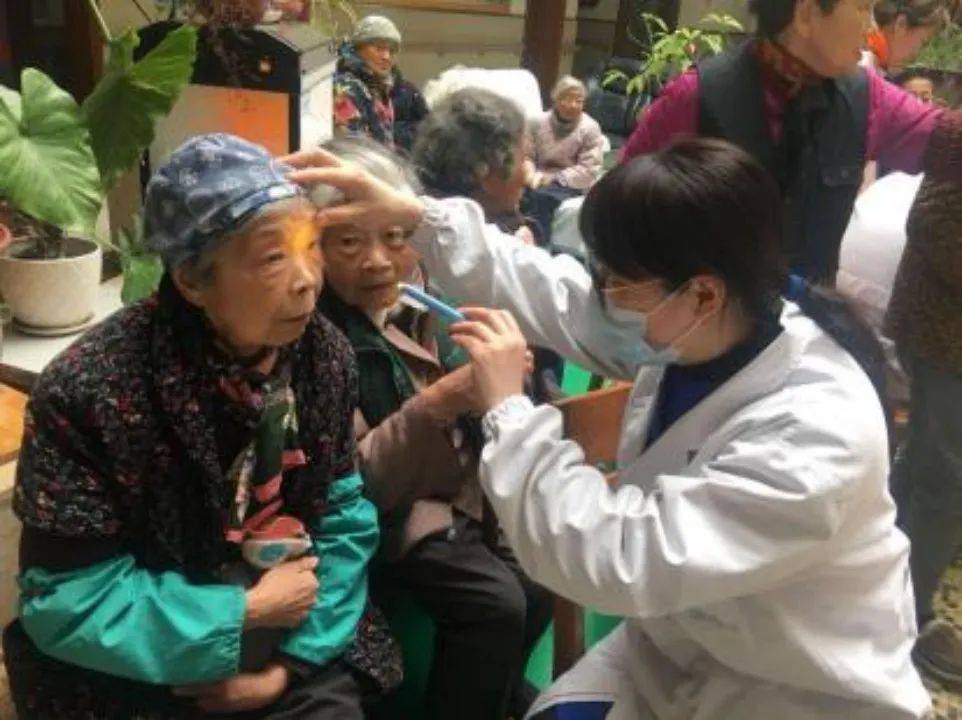 上海市普陀区利群红十字医院荣获 “全国红十字模范单位”称号！(图6)