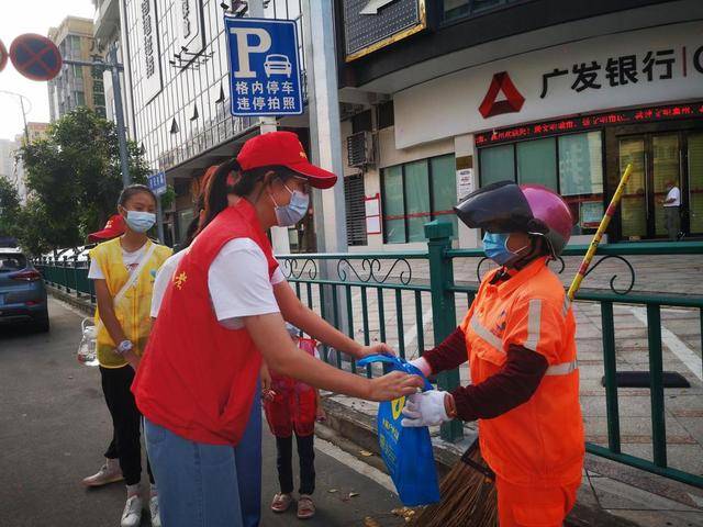 中建四局荣获“爱心企业”荣誉称号(图4)