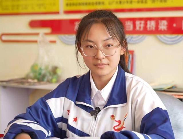 石嘴山市3名学生荣获宁夏“新时代好少年”荣誉称号(图3)