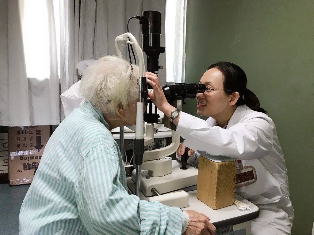 在全力以赴中践行医者使命！杨浦这名医生荣获第五届“上海市区域名医”称号(图8)