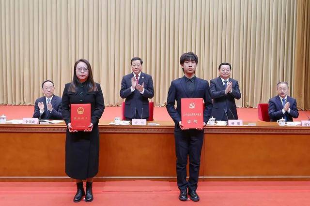 潘非琼被追授全国模范检察官和辽宁省优秀共产党员称号(图4)