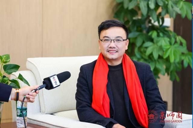 衡贵教育集团再添荣誉，卢荣荣获“全国优秀校长”(图4)