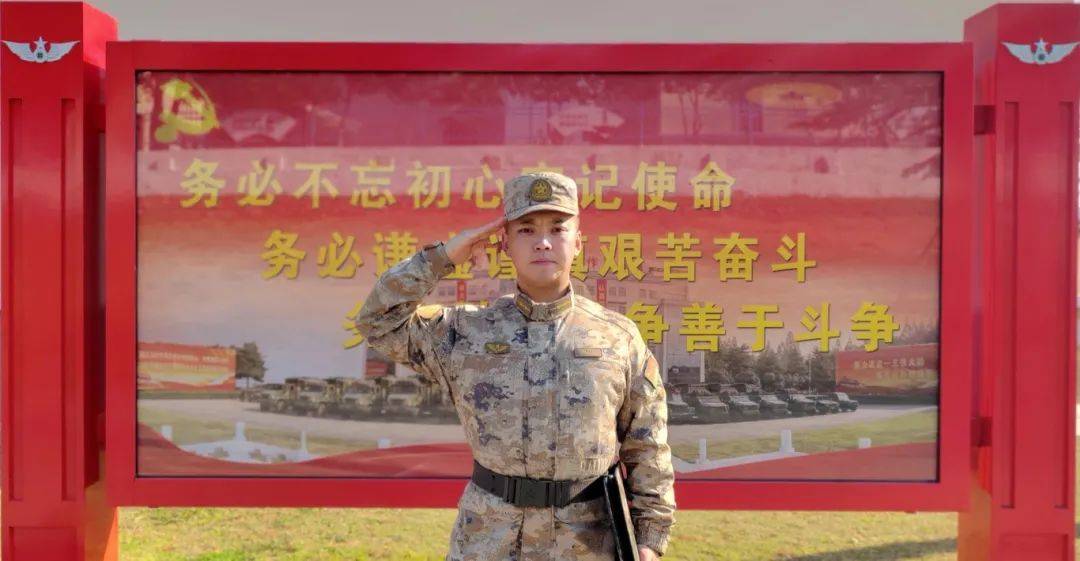 这个旅，四人同时获得战区陆军荣誉！(图9)