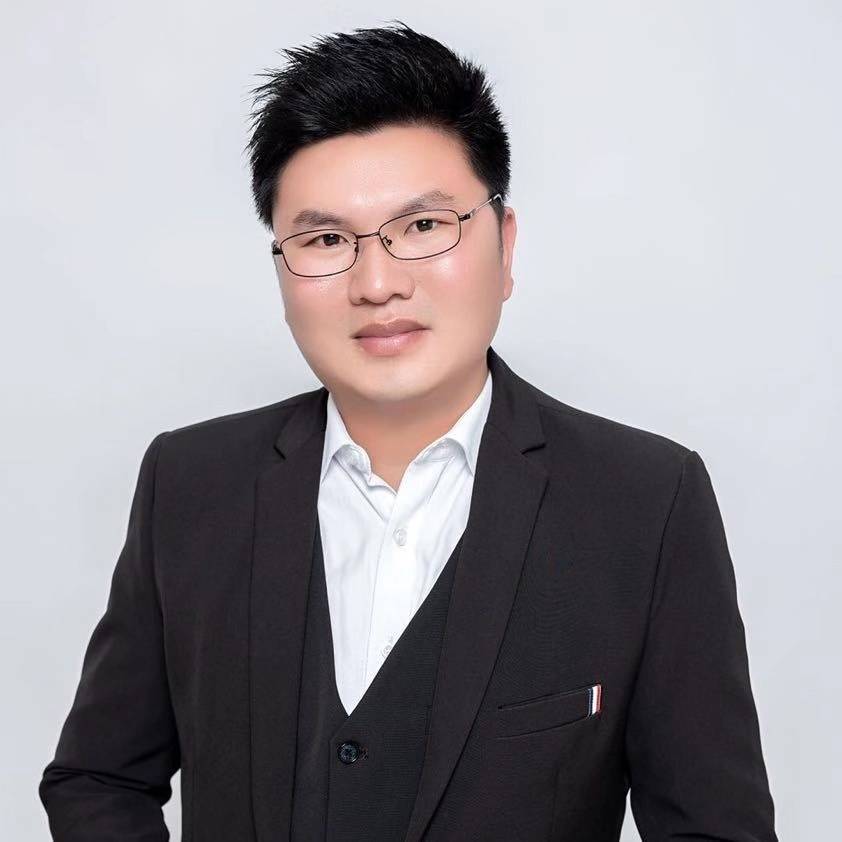 优秀高级数学教育指导师彭陈京(图1)